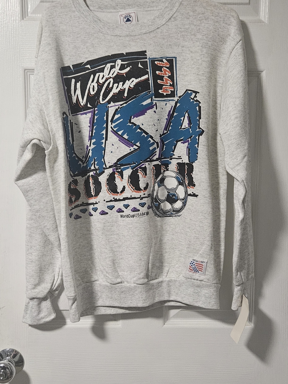 Vintage 1994 USA Soccer World Cup Graphic Crewneck Sweater - Light Heather Gray
